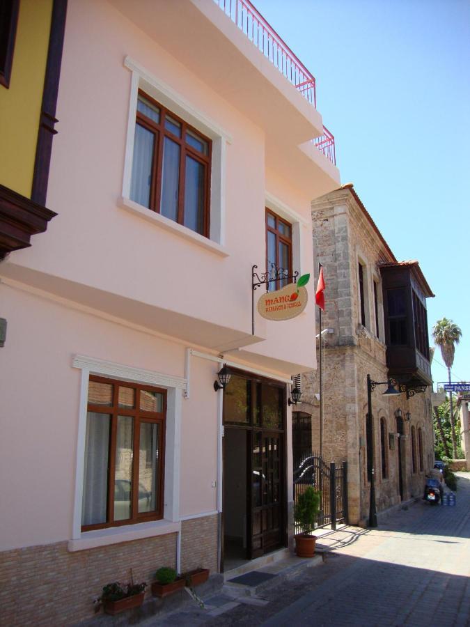 Üç Kişilik Oda - Balkonlu